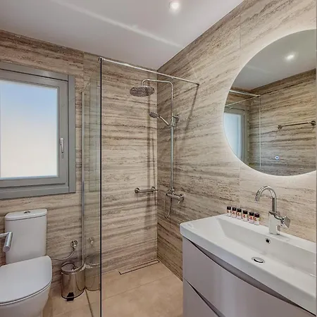 Grand * ليبسوي